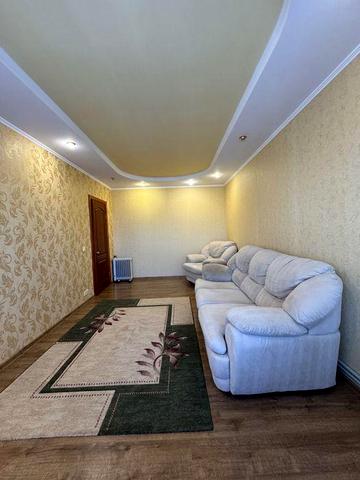 Продаж 3- х кім. квартири з лічильником тепла, на Єськова