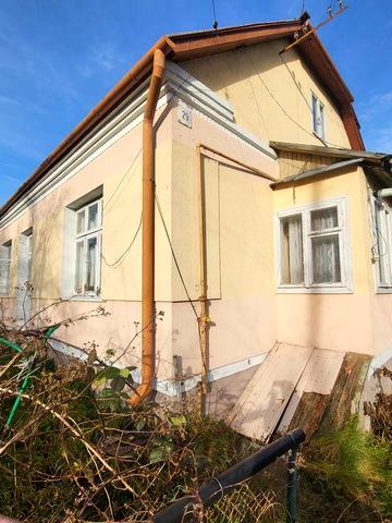 Здається будинок