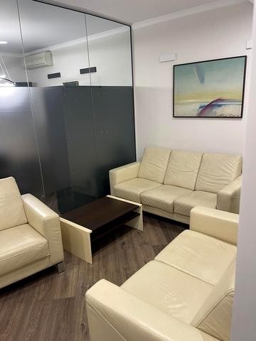 Тарасівська вул., 36