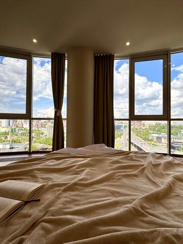 Голосіївський просп. (40-річчя Жовтня), 30-Б