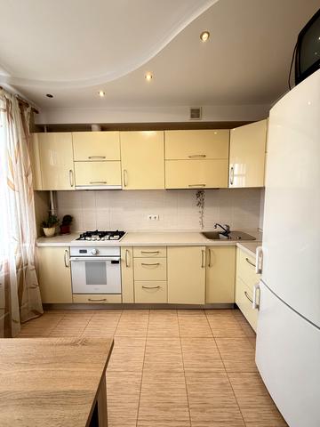 Центральна вул., 33-В