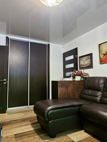 Івана Маряненка пров., 9