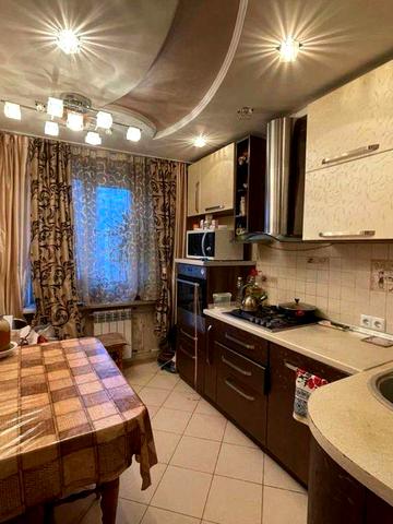 Продам 3-и кімнатну квартиру