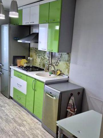 Продам Шикарну 3 кімнатну квартиру в центрі міста на Харківській 12