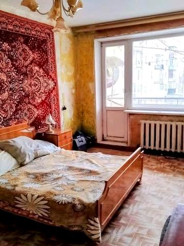 Продається  3-кімнатна квартира