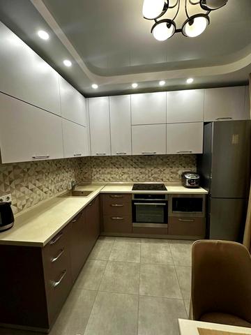 Камянська вул. (Дніпродзержинська), 6