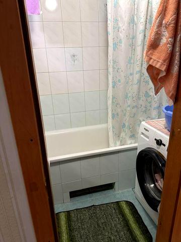 Продам 3 комнатную квартиру в центре города