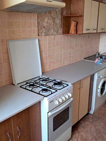 Сдается 1 комн. квартира по ул. Автозаводская 50 с мебелью и техникой