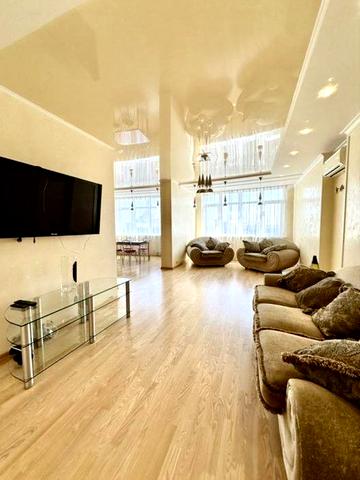 Оренда 4к квартири 154м2 Львівська 22 Автономний  будинок .