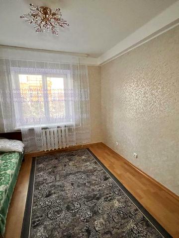 Оренда двокімнатної, метро Чернігівська