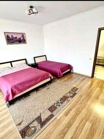 Здається світла та тепла квартира в новобудові по Помірецькій 9.