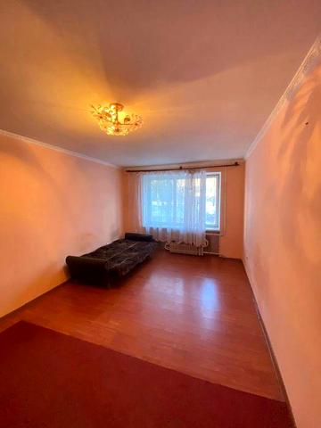 Продаж 1кім .вул.К.Савури (31 метр)