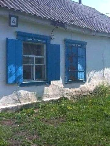 Здається хата, в м Глобине,