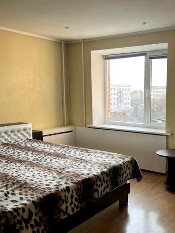 Р-н Мотель ремонт велике ліжко