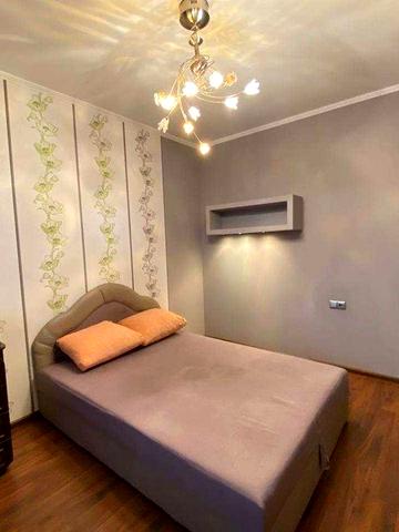 2кім Позняки,біля Метро Осокорки 5хв. пр-т Бажана,8Б,Дніпровська наб.