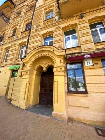 2-кім квартира 80м2 ВИД!!! на Андріївську церкву та Узвіз, 1й поверх