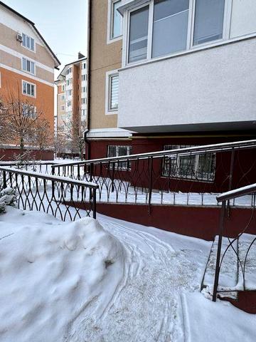 Продам квартиру в цоколі. ЖК Буча Квартал