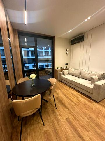 Ґарета Джонса вул. (Сімї Хохлових), 12-А