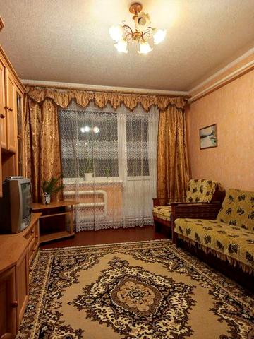 Продам 3-х комнатную квартиру 75м. кв. район Порт