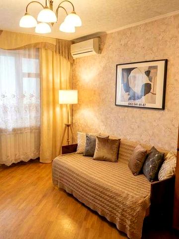 2-х кімнатна з ремонтом 57 кв.м. вул. Солом’янська.