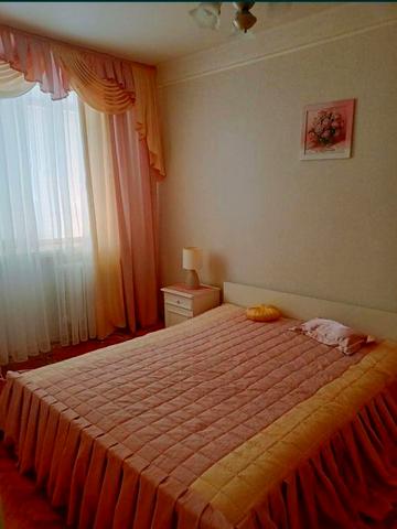 2 к. кв. 44м2 м. Арсенальна. Кловський узвіз 24.