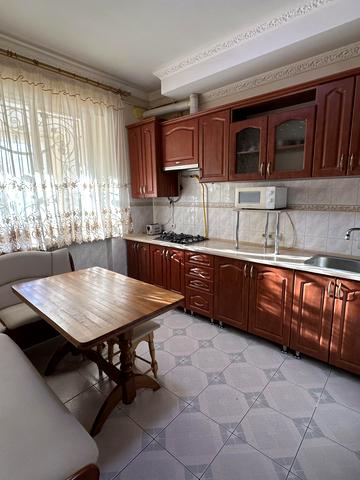 Тисменицька вул., 238