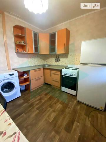 Довгострокова оренда 1к Квартира Сонячна Набережна (Малиновського Маршала) вулиця