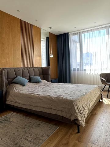 Антоновича вул. (Горького), 44