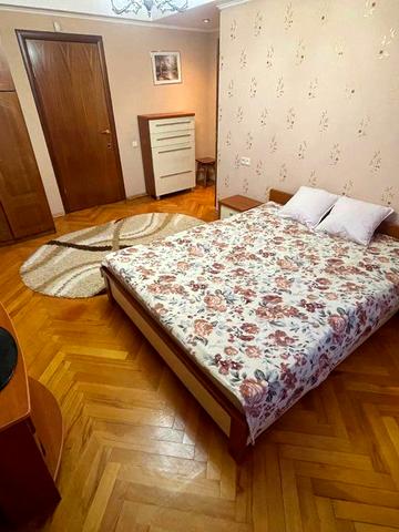 Постійно є Електрика, газ, опалення, метро Лівобережна, вул. Бучми  6