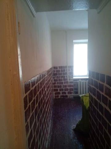 Продається 1-кімнатна квартира під комерцію (1 поверх) від власника