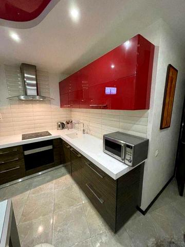 Сдам отличную 3х комнатную квартиру с Евроремонтом на Павловом Поле!