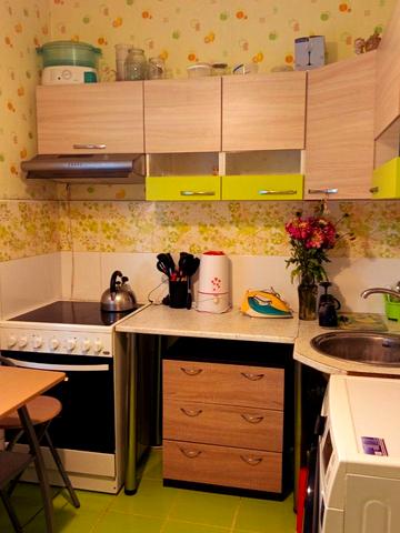 Степана Олійника вул., 13