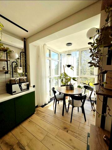 Прорізна вул., 9