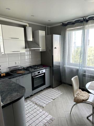 Набережна Перемоги вул., 58