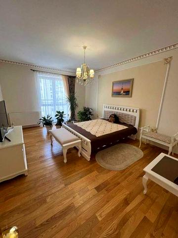 Продаж  однокімнатної квартири з ремонтом  в новому будинку