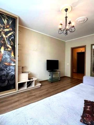 Оренда 1к квартири - ремонт, тепло, працює ліфт /ЖК Паркові озера