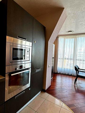 Павла Нірінберга вул. (Баумана), 10