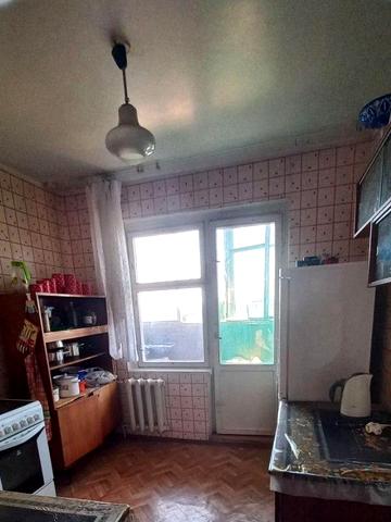 Князя Володимира Великого просп., 94