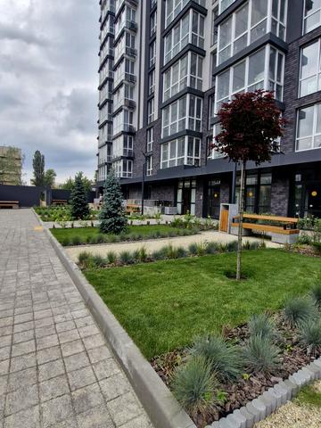 Олега Мудрака вул. (Генерала Наумова), 1-Б