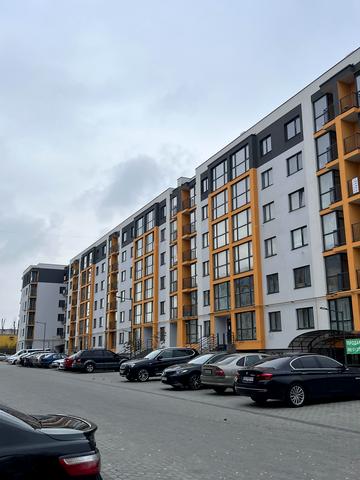 Райдужна вул., 102