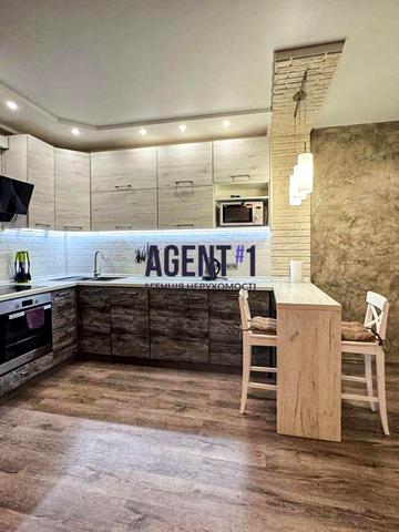 Клавдіївська вул., 40-Д