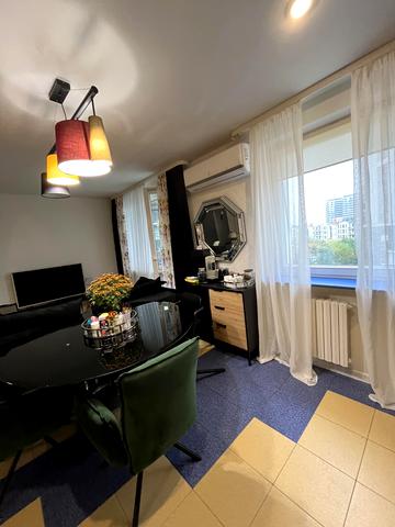 Французький бульв., 60