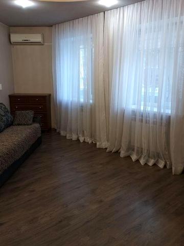 Газовий котел біля лісу