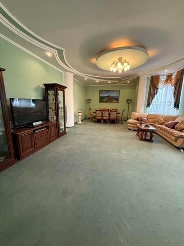 Продаж 4-х кімнатної квартири в м. Біла церква