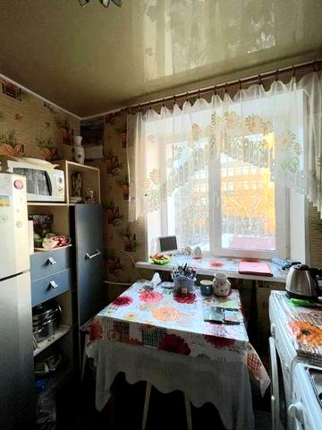 Продам 1к.квартиру, ул.Рабочая, техника,  газ