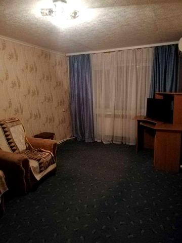 Продам 2-к квартиру р-н Незалежності (Титова) Янгеля власник