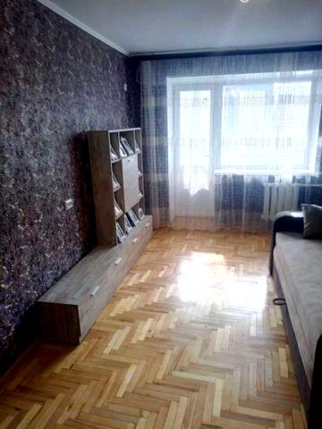 Сдам 2 ком квартиру в центре города на малом рынке