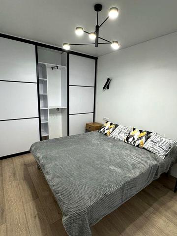 Оренда великої 1 км площа 62м2 в центрі