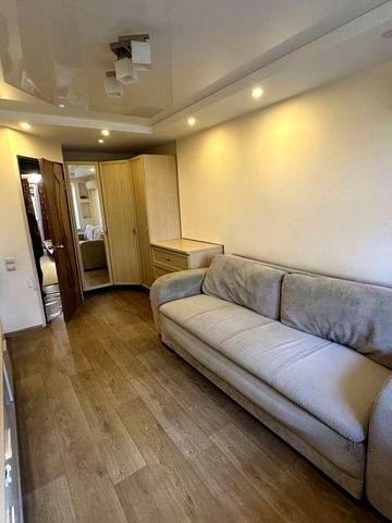 Продам 3 комнатную квартиру Караван! Левый -3!