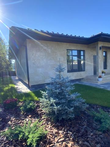 Заповідна, 15